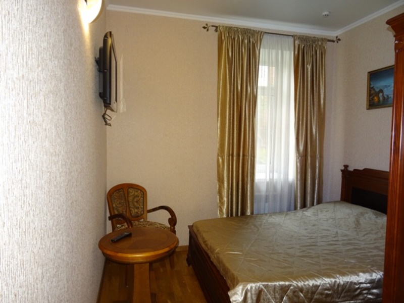 "Олимп" отель в Сухуме - фото 9