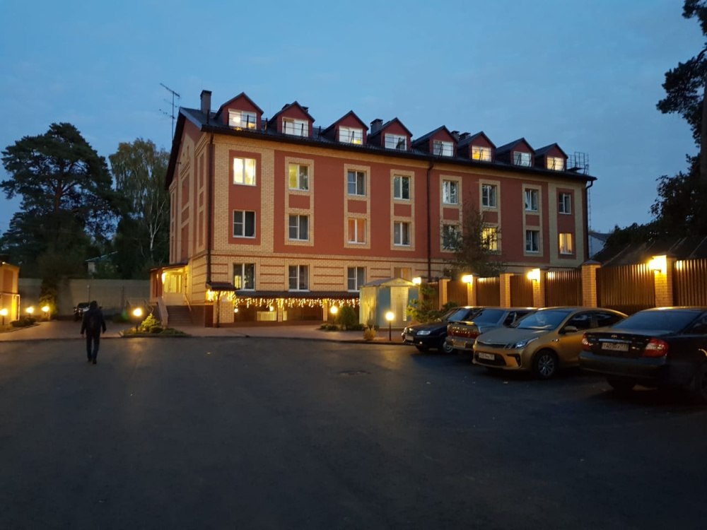 "Томилино" гостевой дом в Люберцах - фото 1