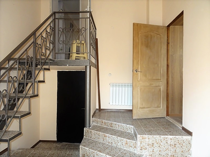 2х-этажный дом под-ключ Виноградная 22 в п. Заозерное (Евпатория) - фото 11