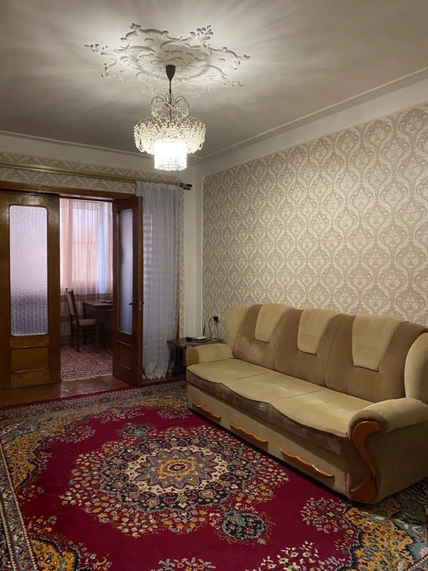 3х-комнатная квартира Ардзинба 150 в Сухуме - фото 4