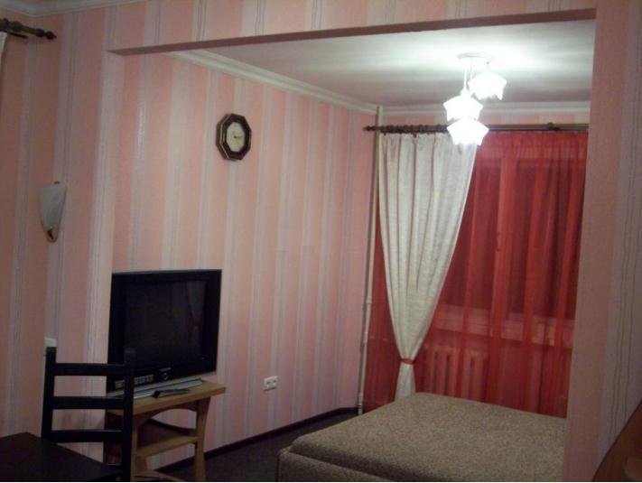 "На Ломоносова" 1-комнатная квартира в Архангельске - фото 2