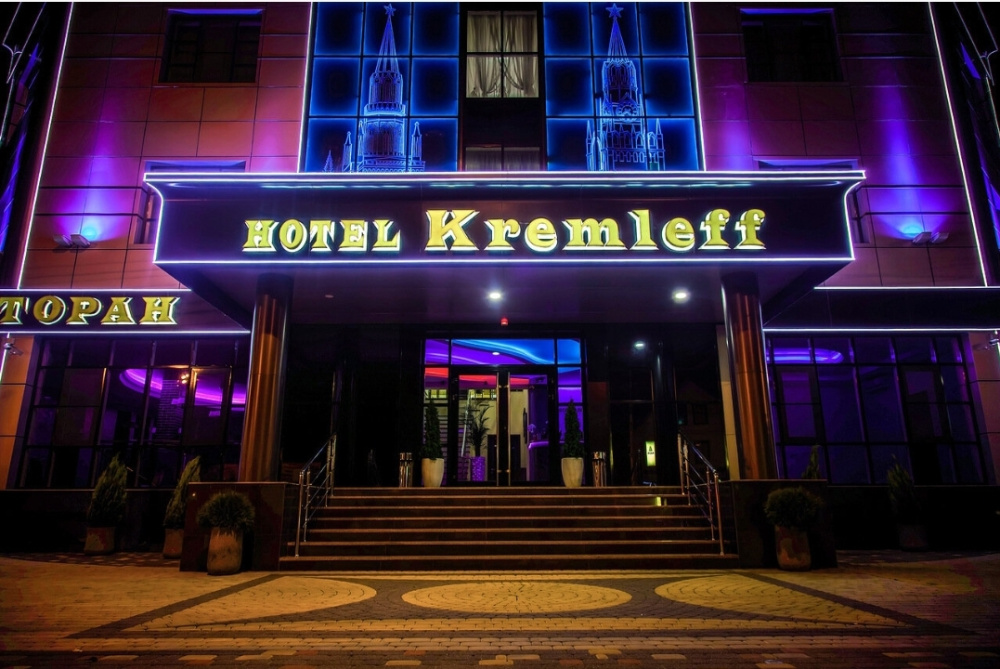 "Kremleff" отель в Краснодаре - фото 1