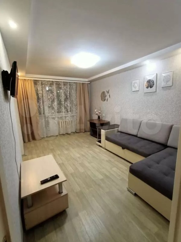 2х-комнатная квартира Лермонтова 67 в Иркутске - фото 1