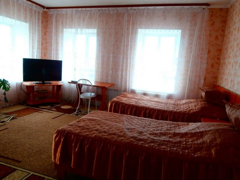 "Семейная" гостиница в Омске - фото 2