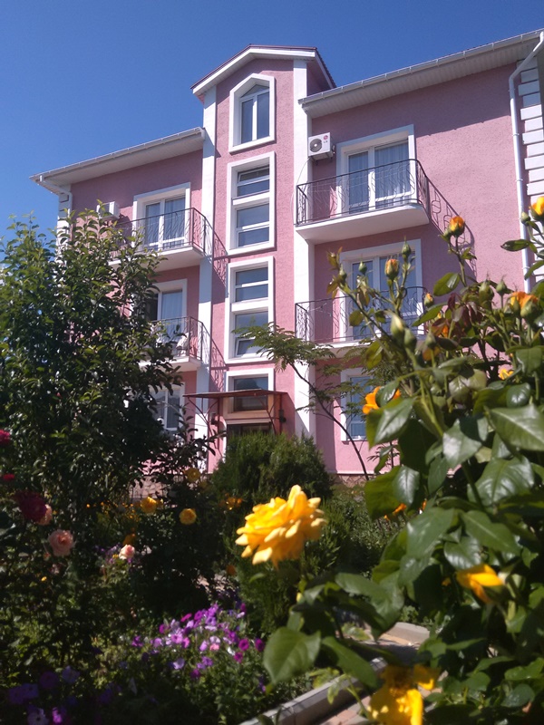 "Розовый домик" гостевой дом в Коктебеле - фото 2