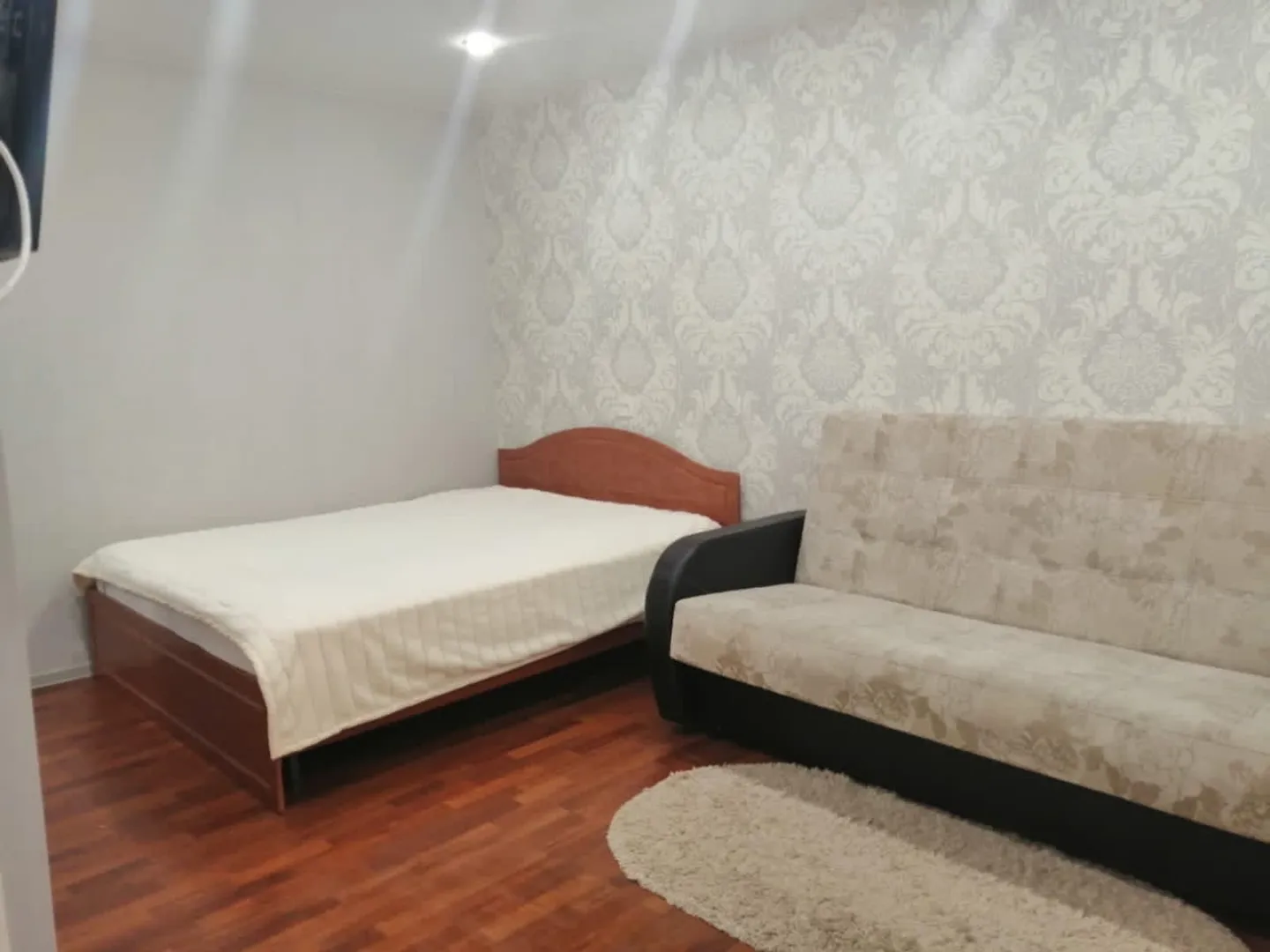 "Комфорт" 1-комнатная квартира в Урае - фото 1