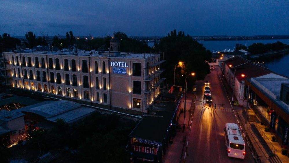"Графская Пристань" отель в Керчи - фото 1