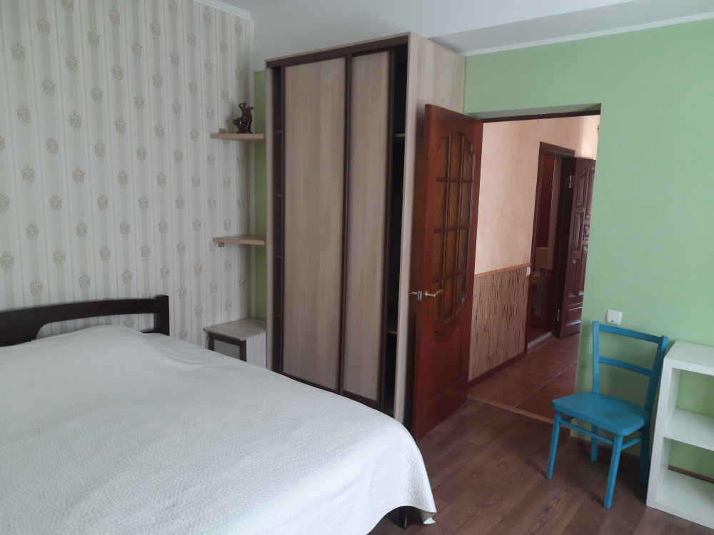 2х-комнатная квартира Чехова 27 в Ялте - фото 1