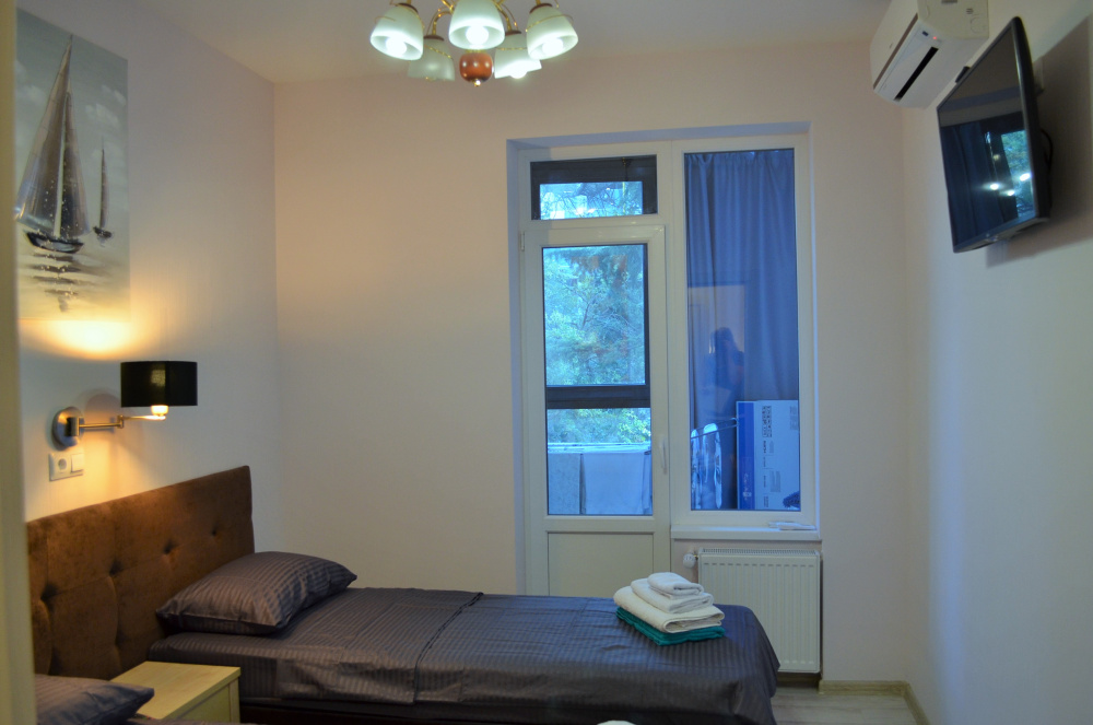 "Апартаменты в Приморском парке" 2х-комнатная квартира в Ялте - фото 37