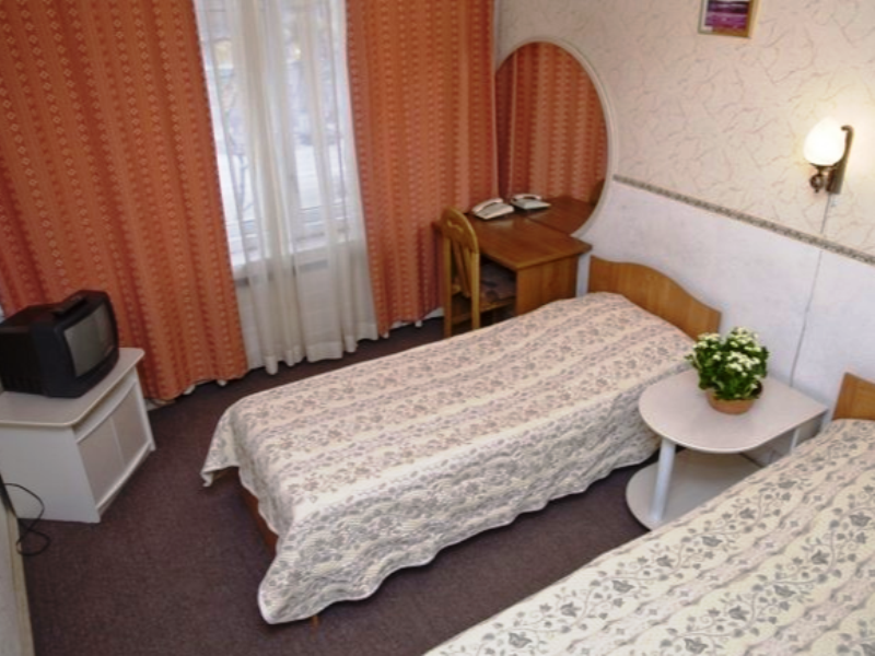"Восход" гостиница в Гатчине - фото 1