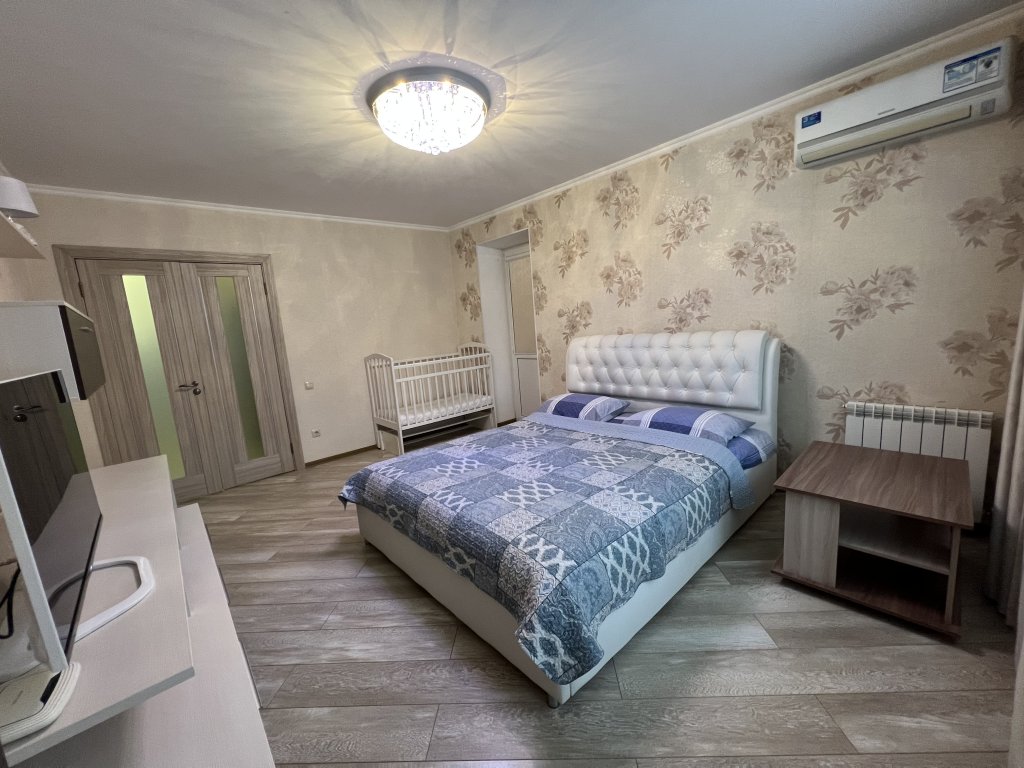"ArendaGrad на Ново-Чернушенском" 2х-комнатная квартира в Смоленске - фото 1