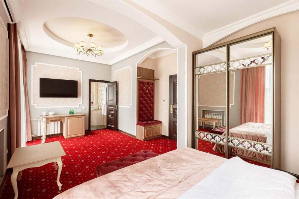 "Villa MARALIS Hotel" отель в д. Сухово (Кемерово) - фото 7