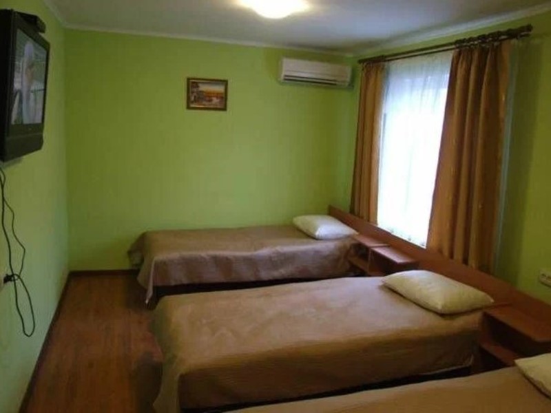 "Дом 18" гостиница в Донецке - фото 3