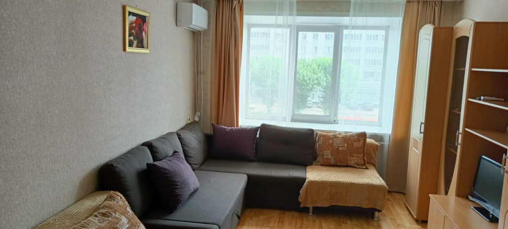 2х-комнатная квартира Татарстан 52 в Казани - фото 1