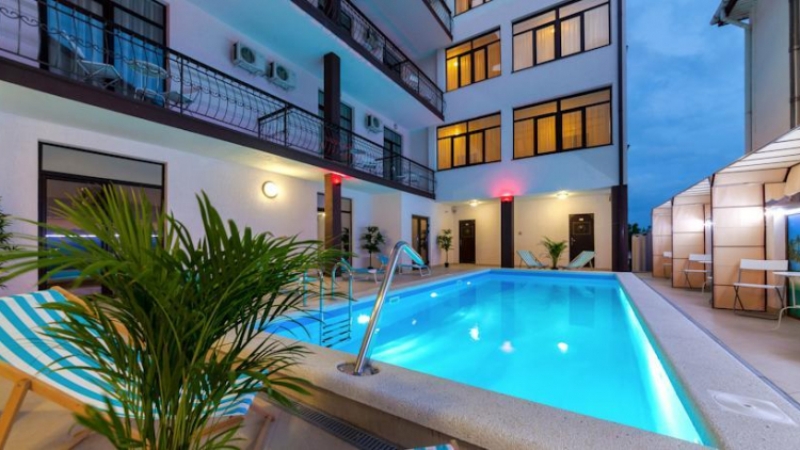"Salvadore Holiday hotel & aqua-zone" отель в Геленджике - фото 1