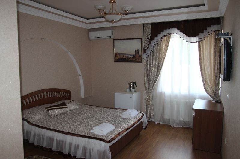 "Люкс" отель в Симферополе - фото 16