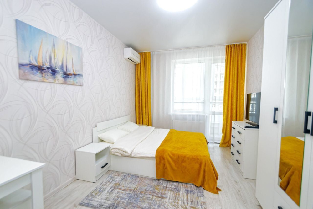 "Комфортная" 1-комнатная квартира в Краснодаре - фото 1