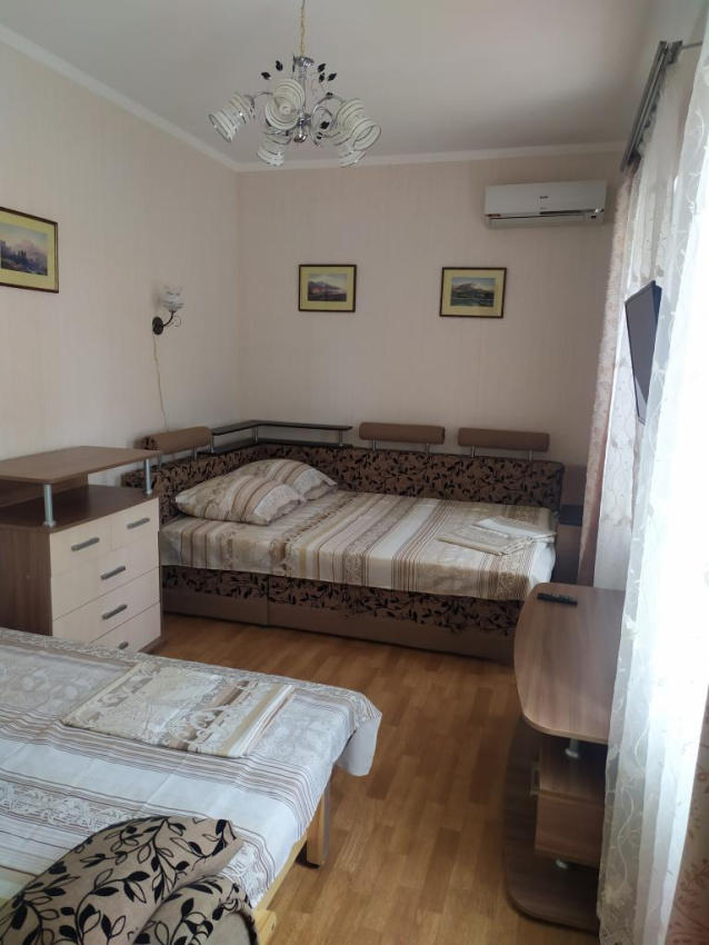 2х-комнатная квартира Чекиста Галушкина 24А в Евпатории - фото 7