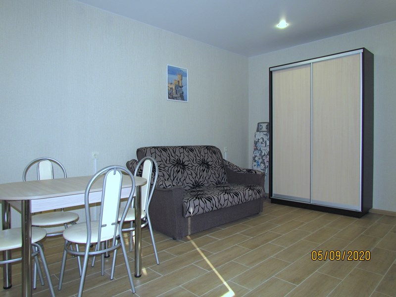 "Апартаменты в частном доме" 2х-комнатная квартира в Севастополе - фото 10