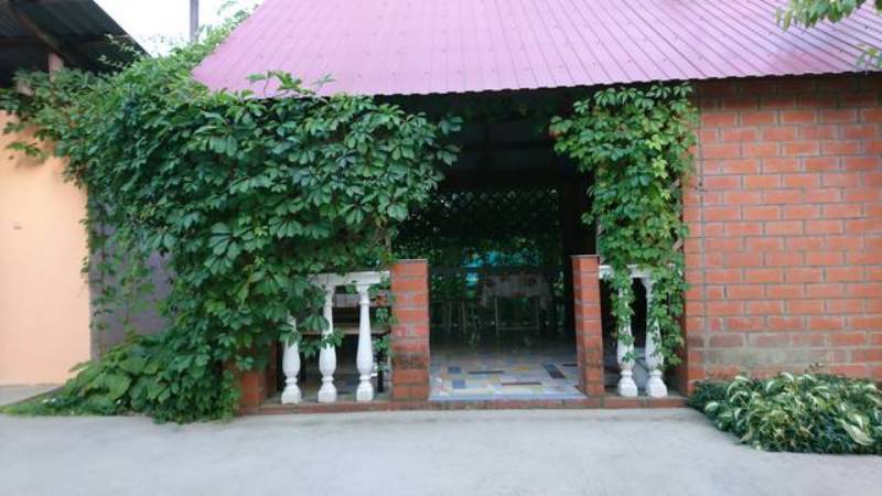 "Камелия" гостевой дом в Лермонтово - фото 1