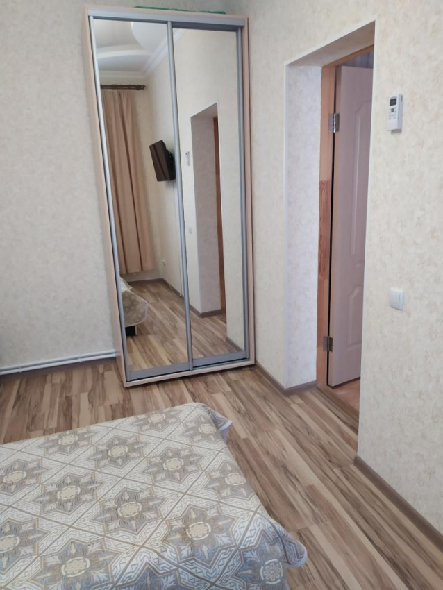 2х-комнатная квартира Чекиста Галушкина 24А в Евпатории - фото 6