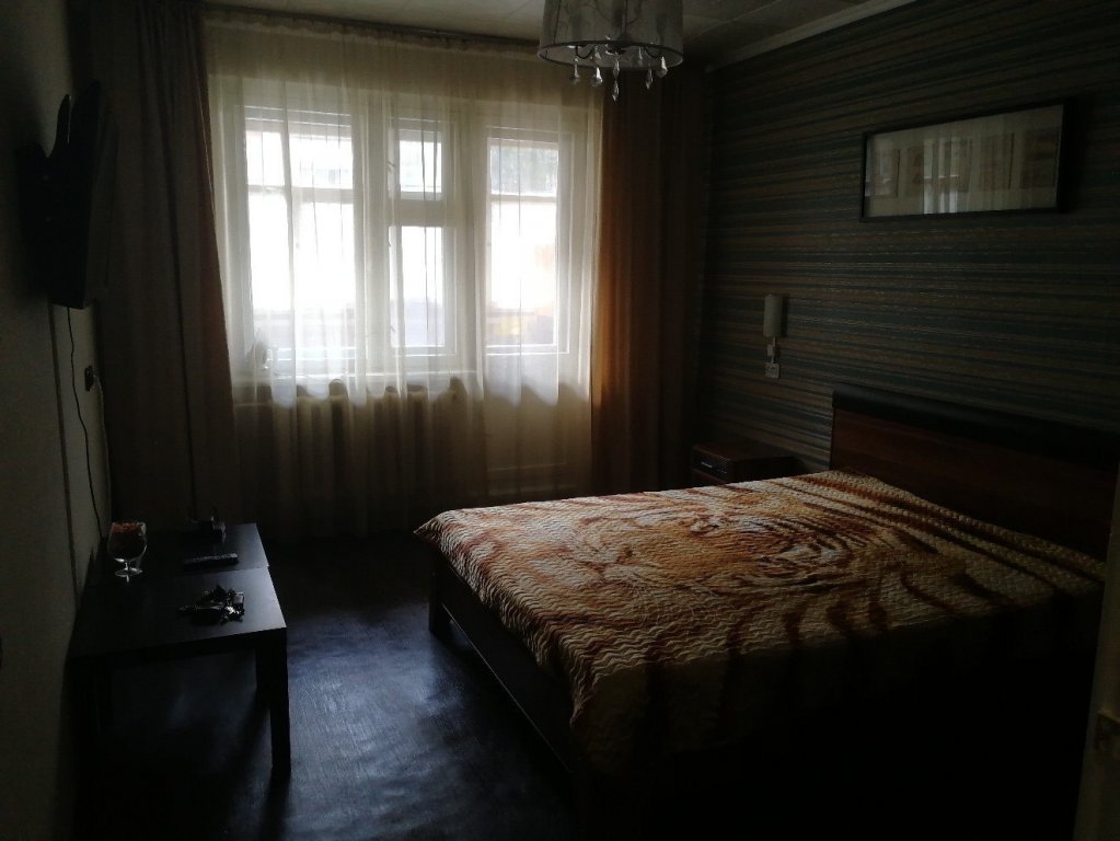 "На Гвардейской 38" 2х-комнатная квартира в Димитровграде - фото 1