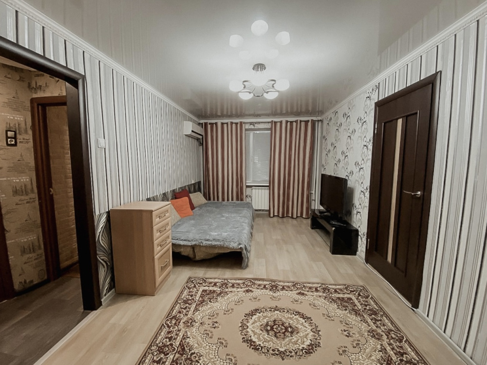 2х-комнатная квартира Вячеслава Мейера 6 в Астрахани - фото 2