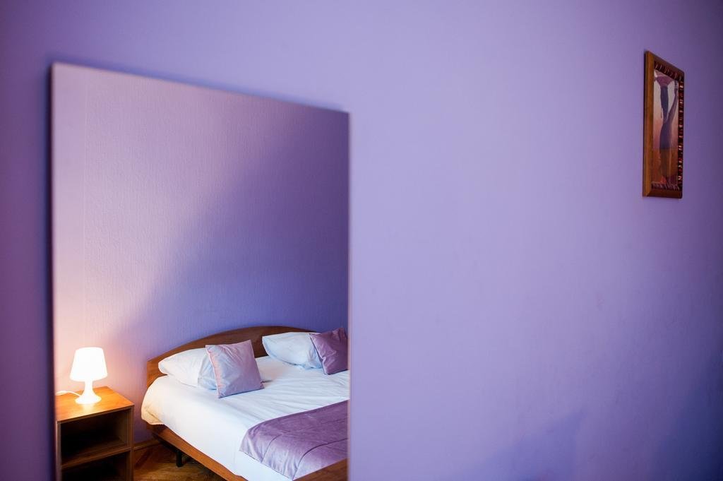"Bed and Breakfast" отель в Курске - фото 15