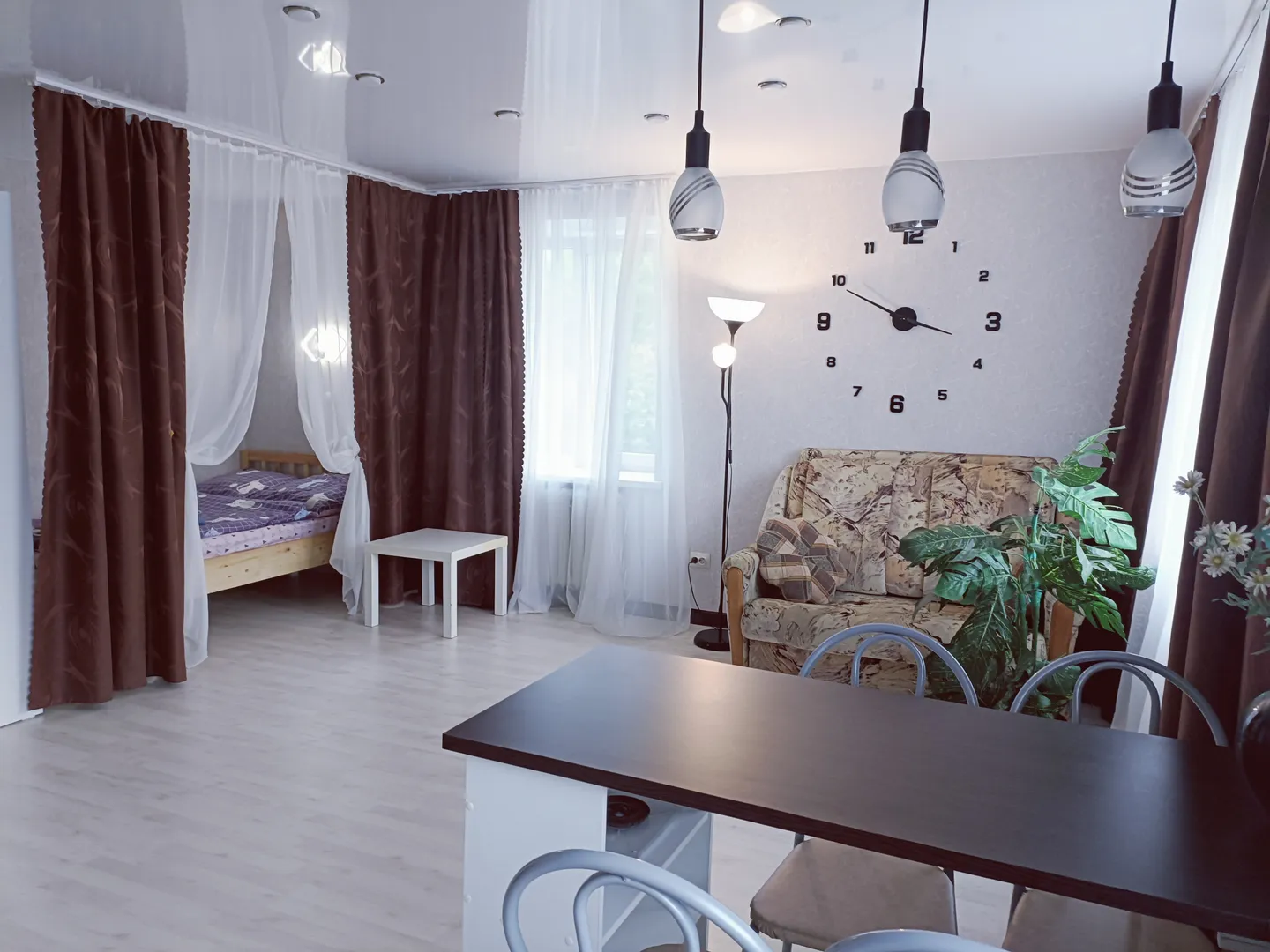 "Уютная в центре" квартира-студия в Кондопоге - фото 2