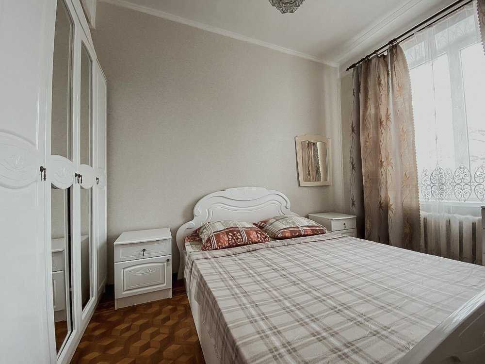 3х-комнатная квартира Ленина 12 в Астрахани - фото 2