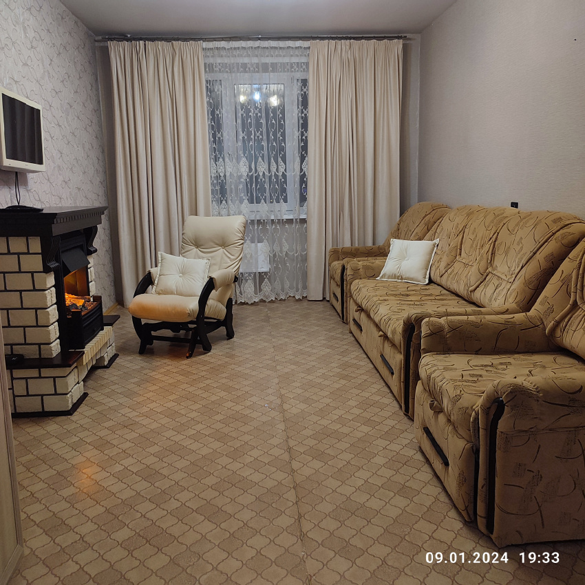 "Уютная квартира с камином" 2х-комнатная квартира в Тюмени - фото 4