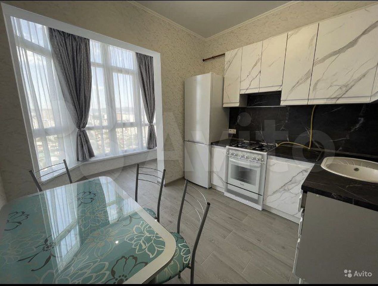 1-комнатная квартира Чайковского 10/а в Новороссийске - фото 1