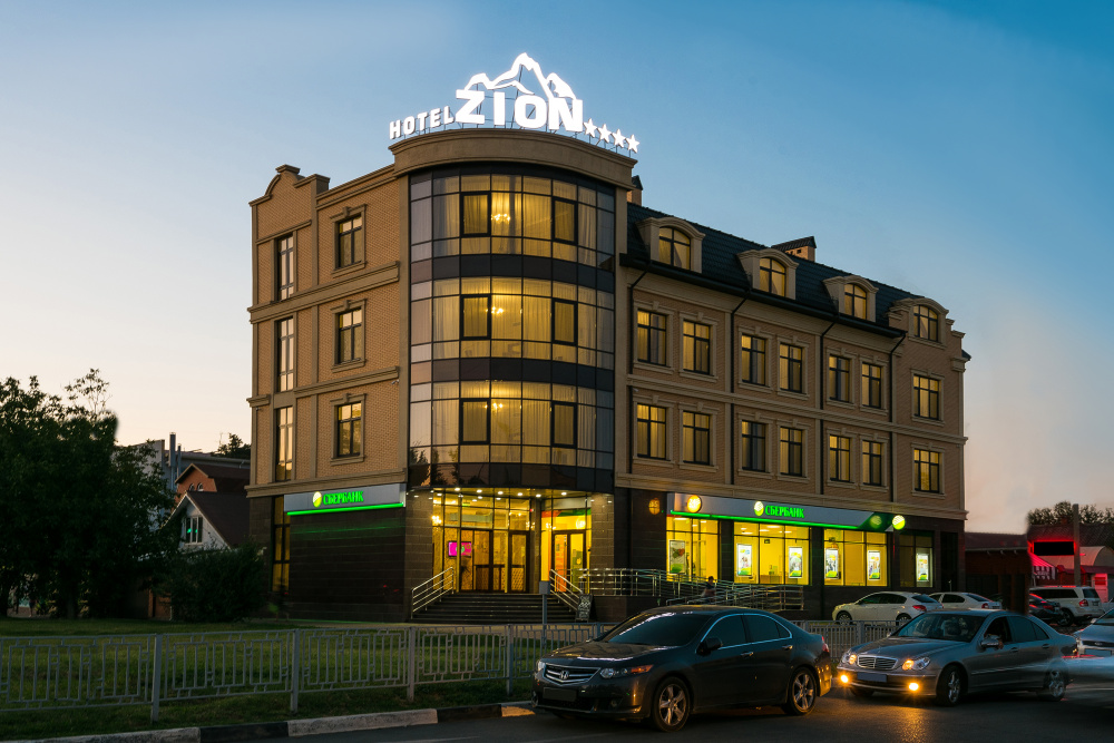 "ZION" отель в Краснодаре - фото 1