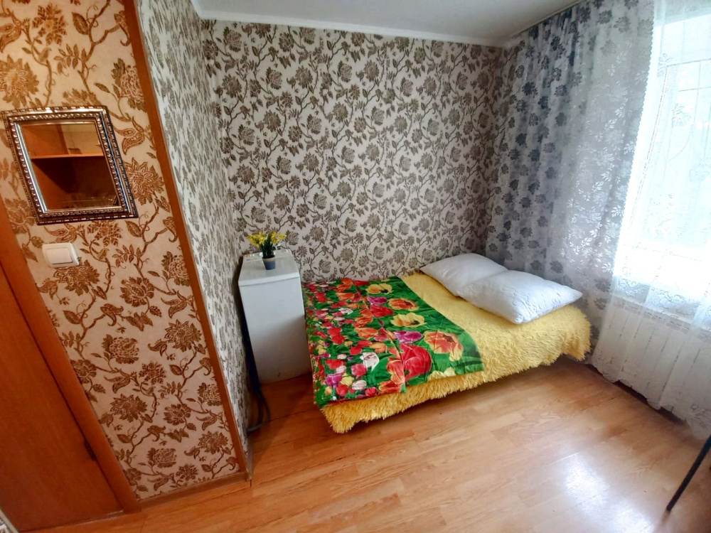 1-комнатная квартира Парашютная 21 в Красноярске - фото 1