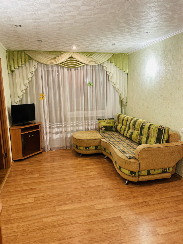 2х-комнатная квартира Гоголя 5 в Пскове - фото 1
