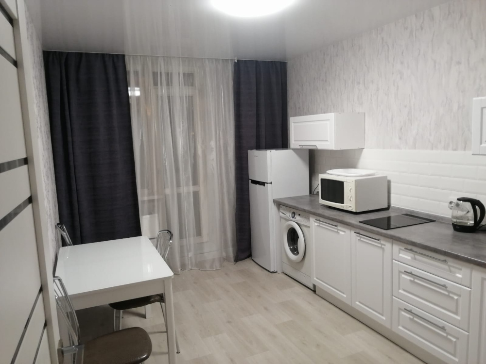 2х-комнатная квартира Алексеева 27 в Красноярске - фото 3