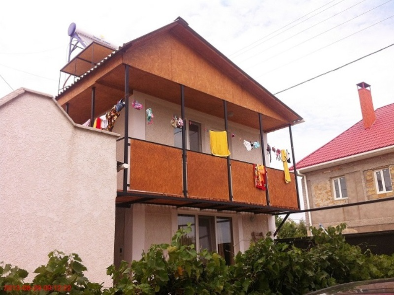 "ДиНа" гостевой дом в п. Орловка (Севастополь) - фото 1