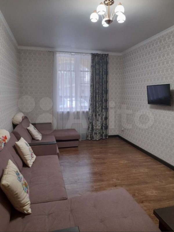 2х-комнатная квартира Баталинская 23 в Ессентуках - фото 1