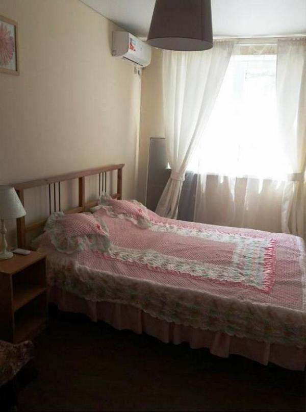 2х-комнатная квартира Рыбзаводская 75 в Пицунде - фото 10