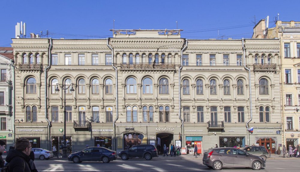 "Lopatin Невский 100" отель в Санкт-Петербурге - фото 1
