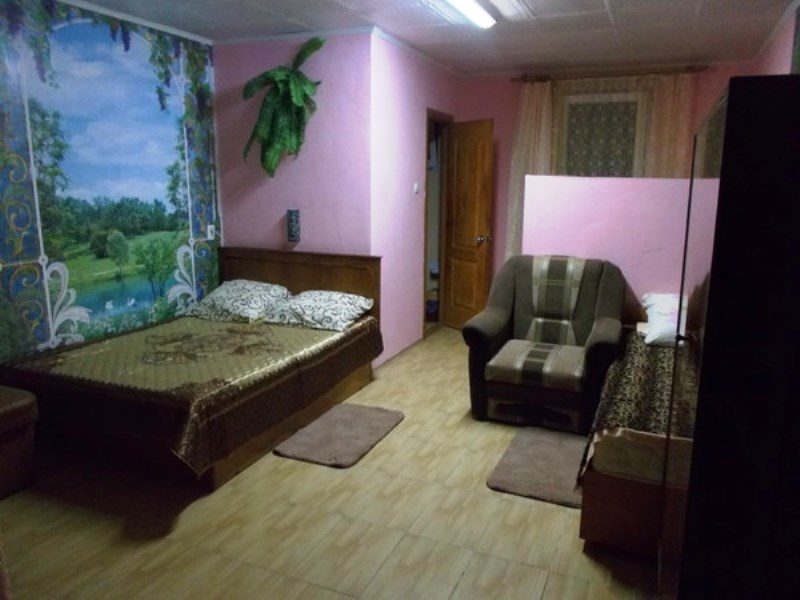 "Подкова" гостевой дом в п. Орджоникидзе (Феодосия) - фото 1
