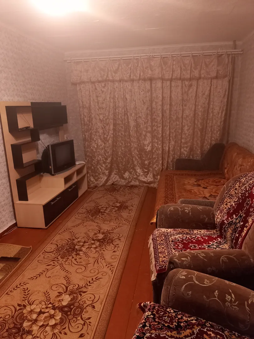 1-комнатная квартира Дзержинского 10 в Медвежьегорске - фото 1