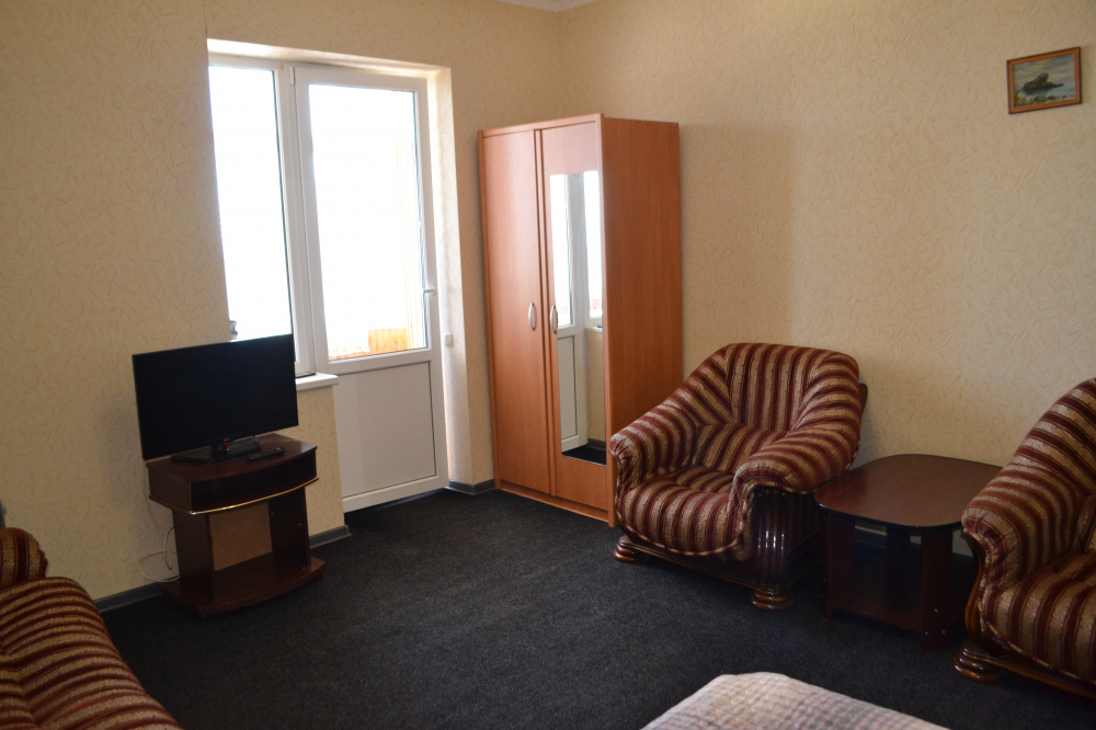 1-комнатная квартира Розы Люксембург 2 в Алупке - фото 1