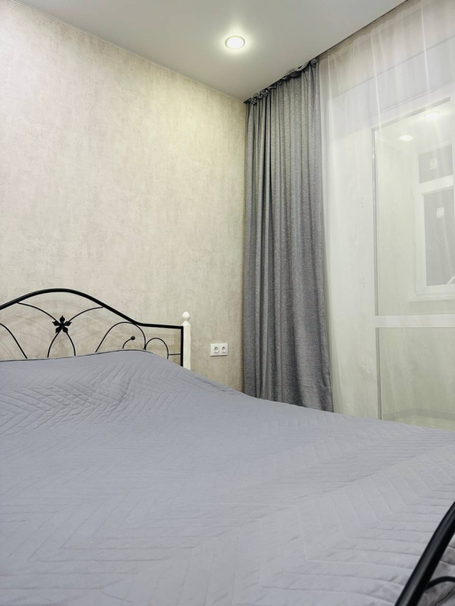 "Раушана Абдуллина 6" 1-комнатная квартира в Тюмени - фото 3