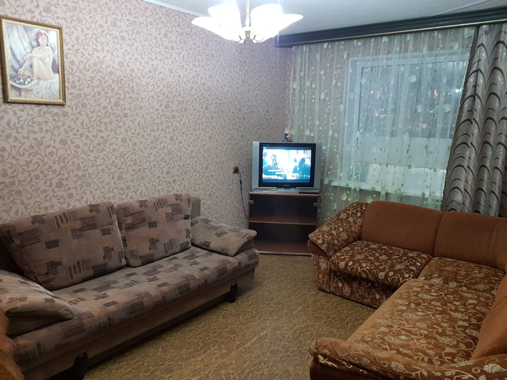 3х-комнатная квартира Ленинградский 6А в Новом Уренгое - фото 2
