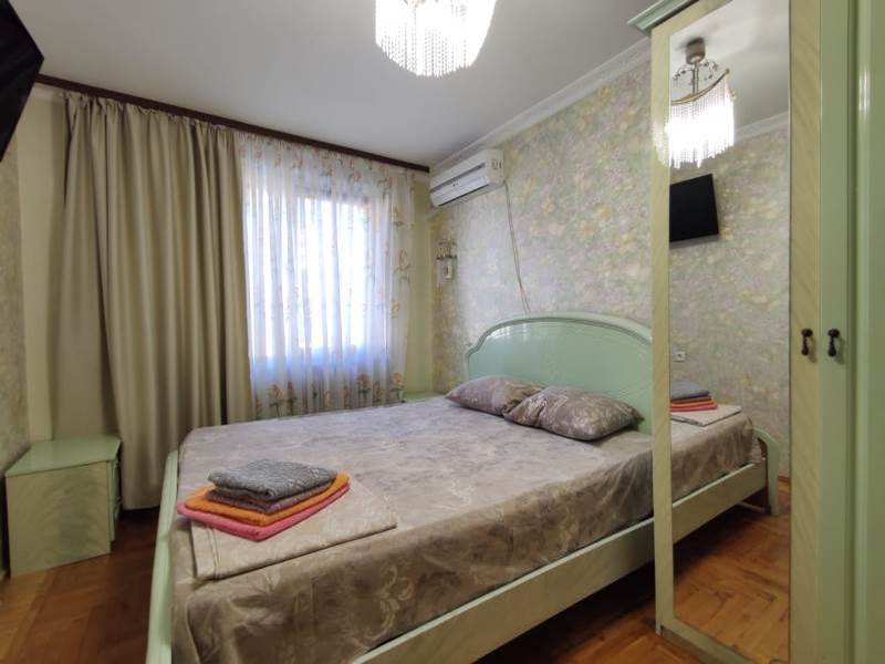 2х-комнатная квартира Подвойского 9 в Гурзуфе - фото 16
