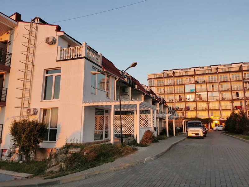 "Фиолент Виладж Апартамент" гостиница в Севастополе (мыс Фиолент) - фото 1