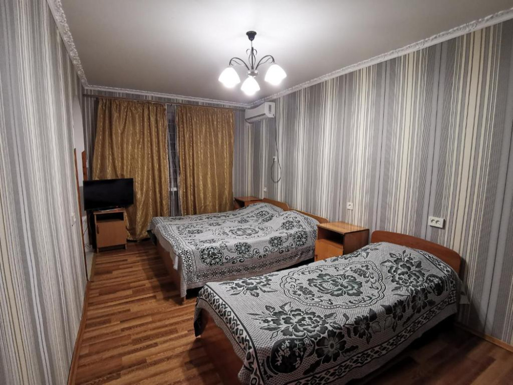"Серебряное Руно" 1-комнатная квартира в Гаграх - фото 1
