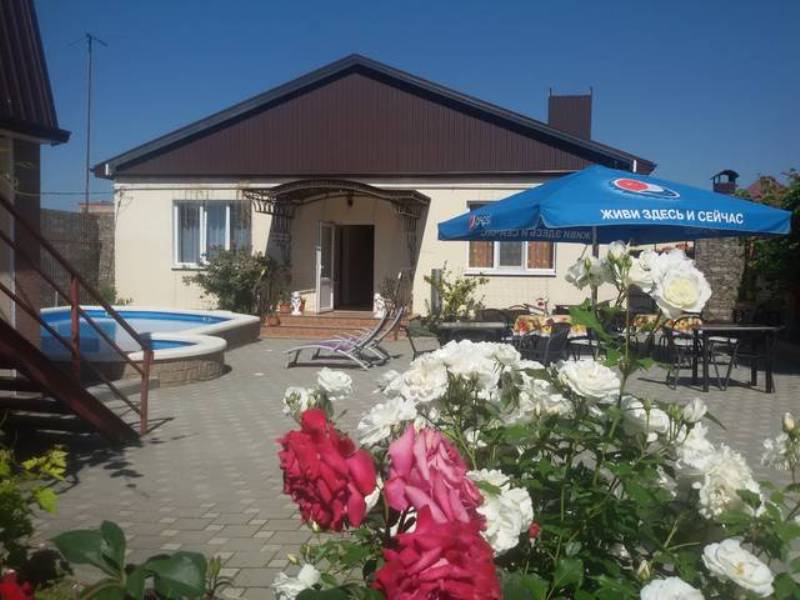 "Леонидас" мини-гостиница в Кабардинке - фото 1