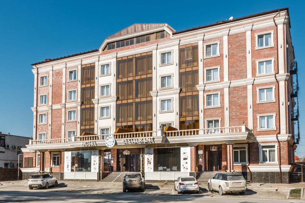 "Карат" отель в Краснодаре - фото 1
